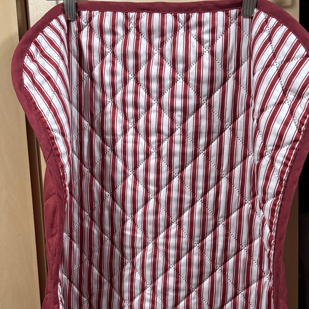 2 Striped Quilted Chair Cover